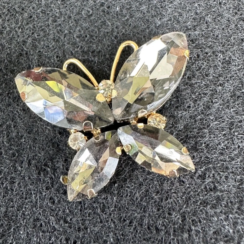 Vintage Gold Tone Smoky Grey Rhinestone‎ Butterfly Charm Brooch Accent
